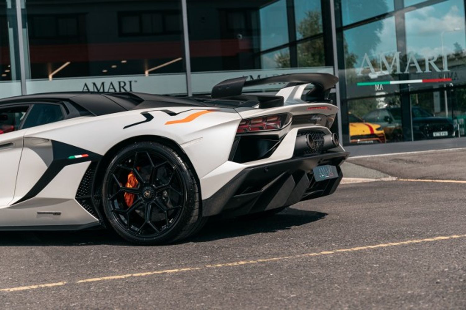 LAMBORGHINI AVENTADOR COUPE 6.5 LP 770-4 SVJ 2DR SEMI AUTOMATIC