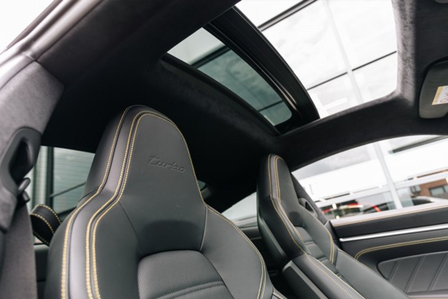 PORSCHE 911 TURBO PDK COUPE 3.7 TURBO PDK 2DR SEMI AUTOMATIC
