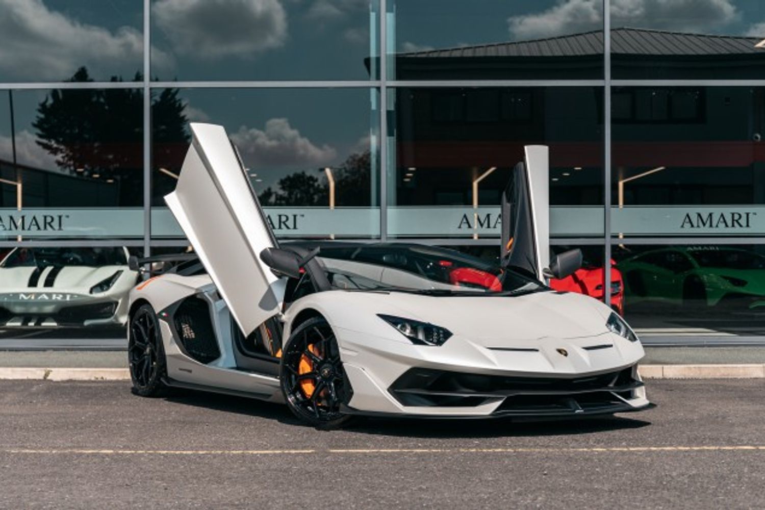 LAMBORGHINI AVENTADOR COUPE 6.5 LP 770-4 SVJ 2DR SEMI AUTOMATIC