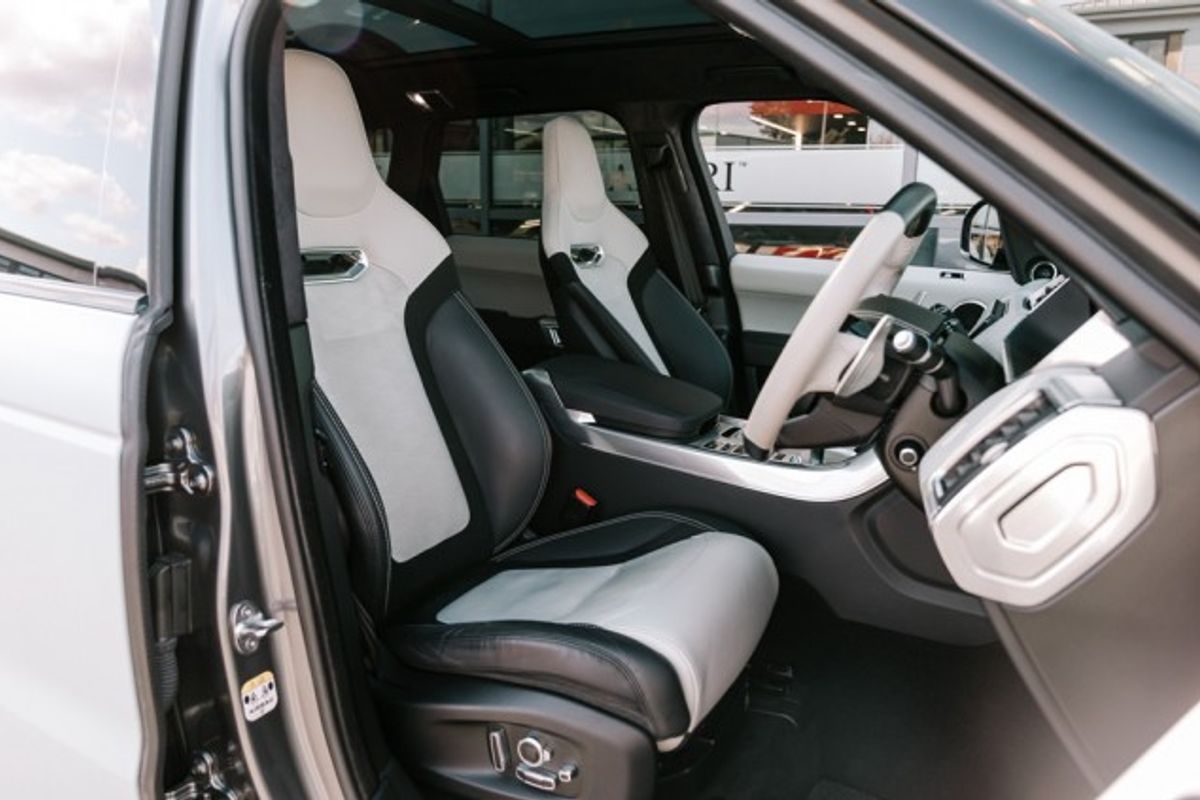 LAND ROVER RANGE ROVER SPORT SVR ESTATE 5.0 SVR 5DR AUTOMATIC