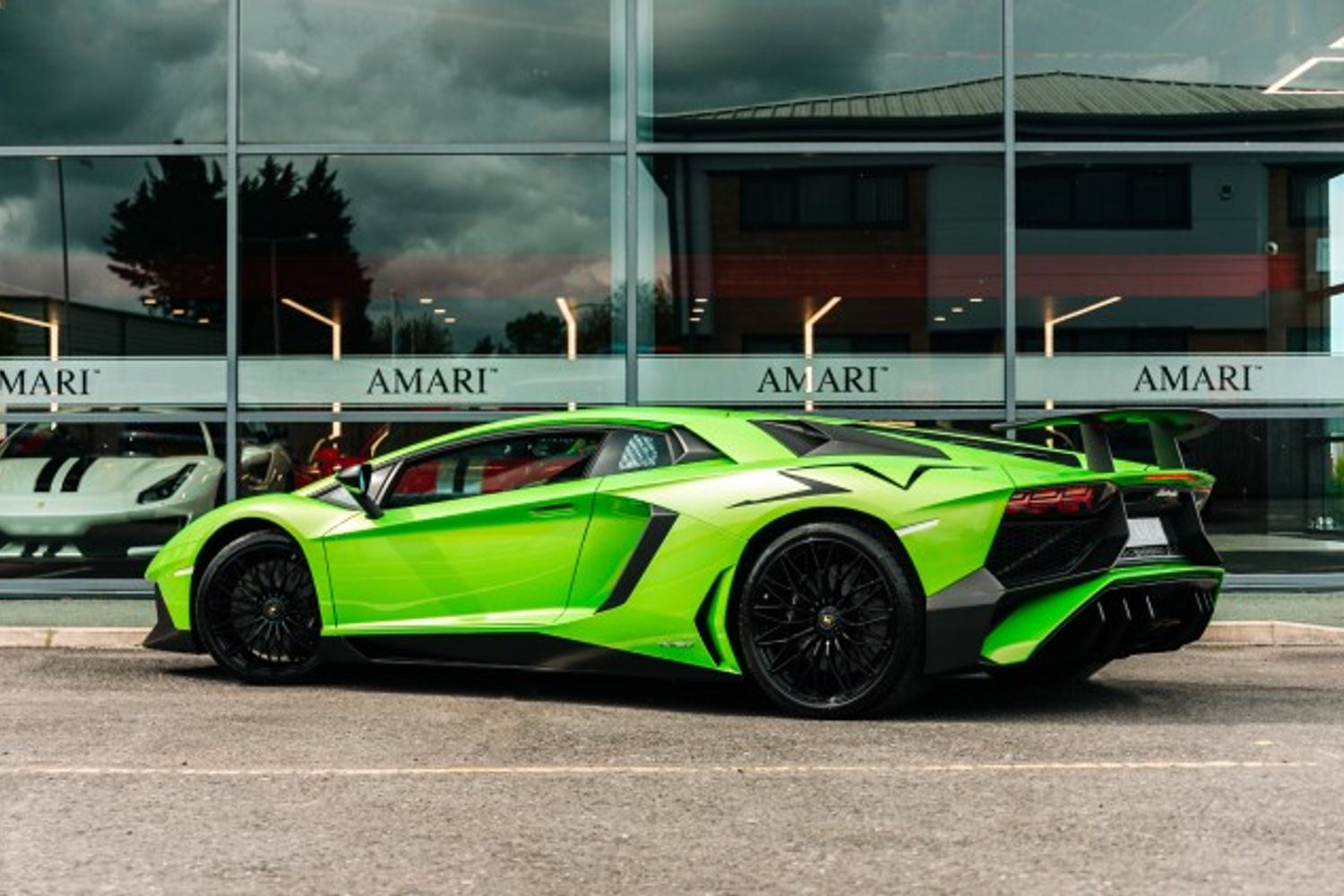 LAMBORGHINI AVENTADOR COUPE 6.5 LP 750-4 SUPERVELOCE 2DR SEMI AUTOMATIC