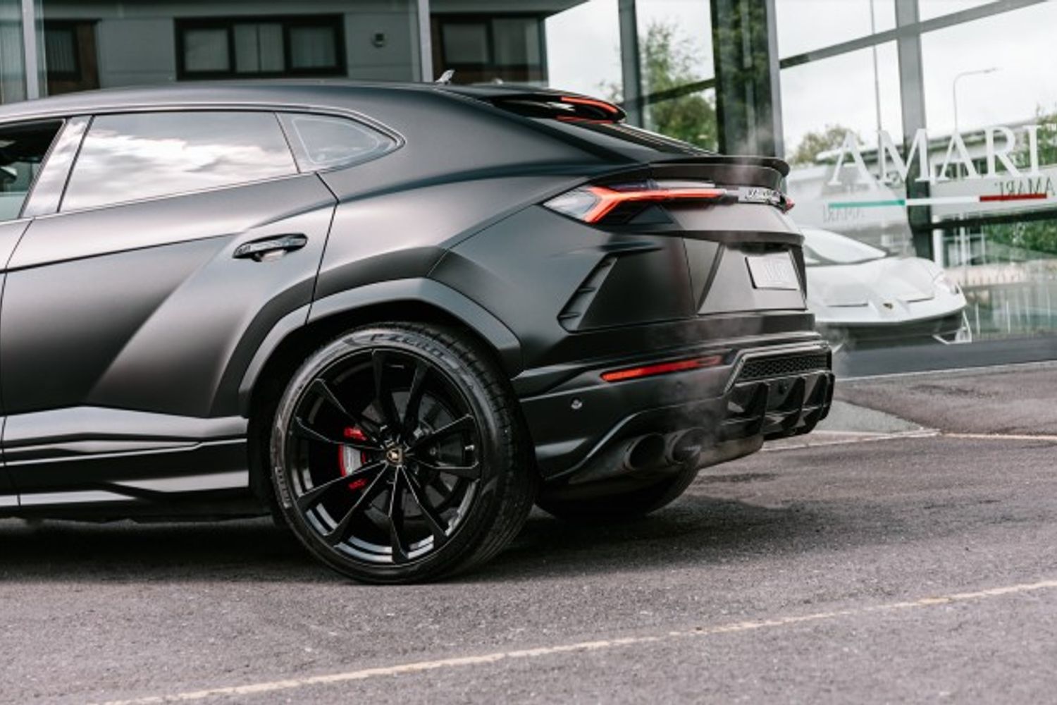 LAMBORGHINI URUS V8 ESTATE 4.0 V8 5DR AUTOMATIC