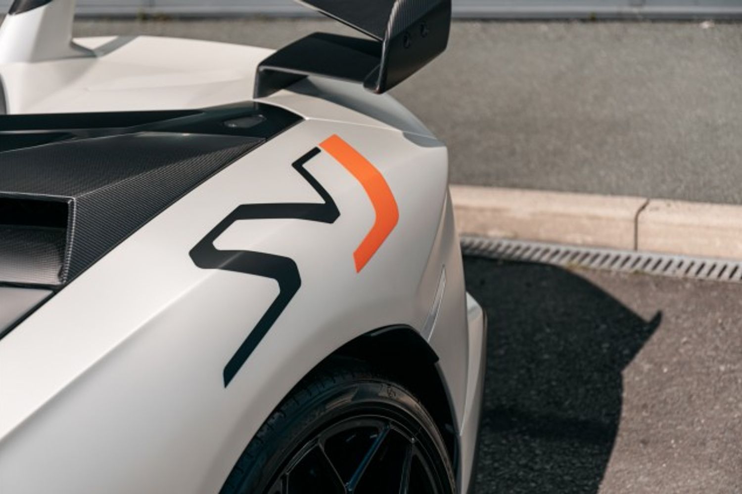 LAMBORGHINI AVENTADOR COUPE 6.5 LP 770-4 SVJ 2DR SEMI AUTOMATIC
