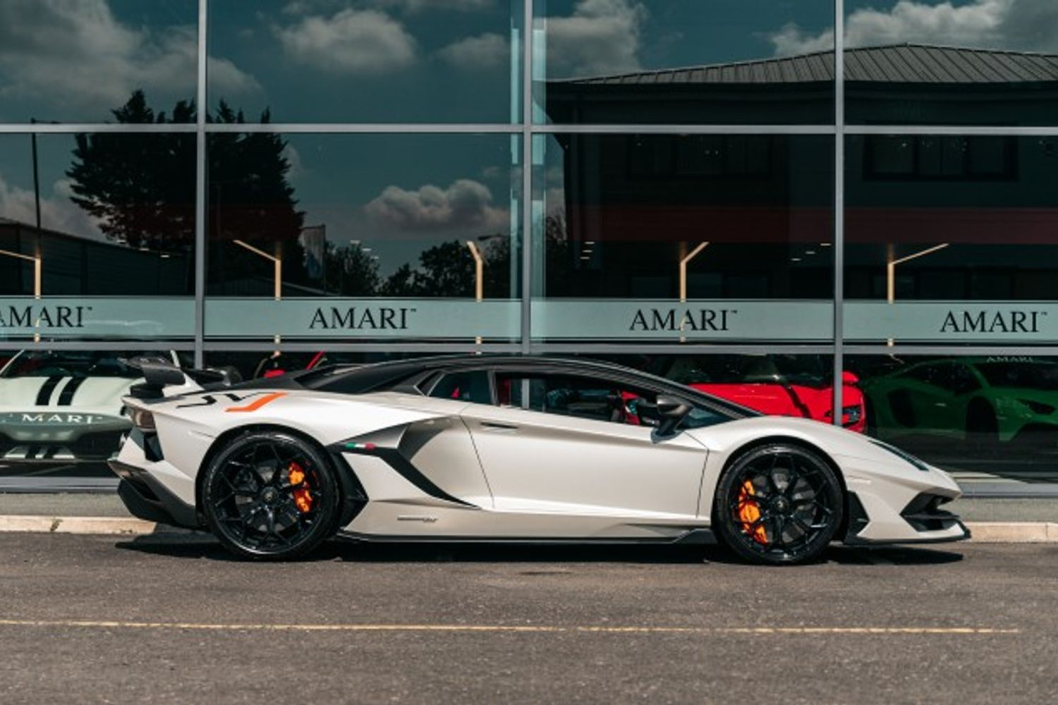 LAMBORGHINI AVENTADOR COUPE 6.5 LP 770-4 SVJ 2DR SEMI AUTOMATIC
