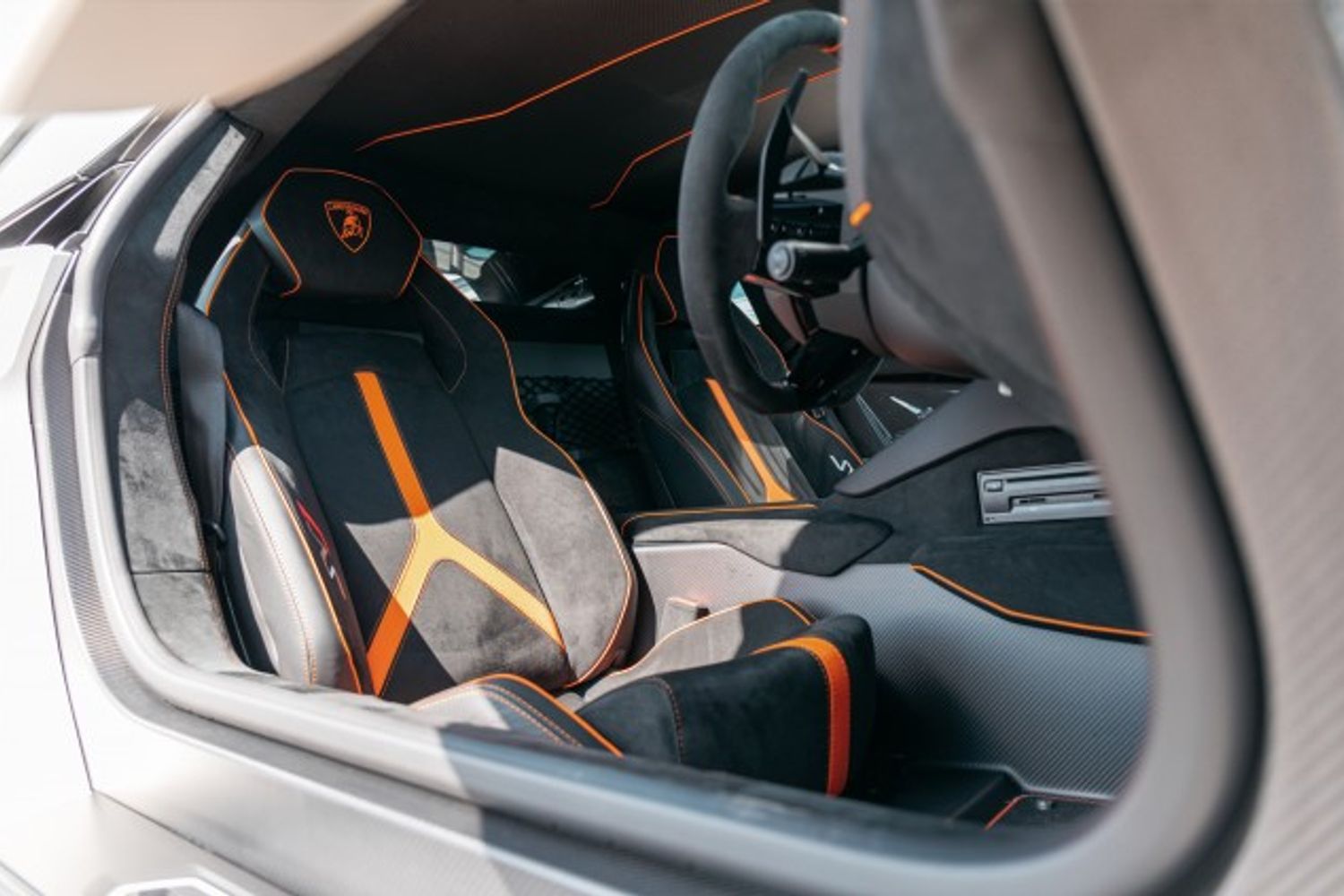 LAMBORGHINI AVENTADOR COUPE 6.5 LP 770-4 SVJ 2DR SEMI AUTOMATIC