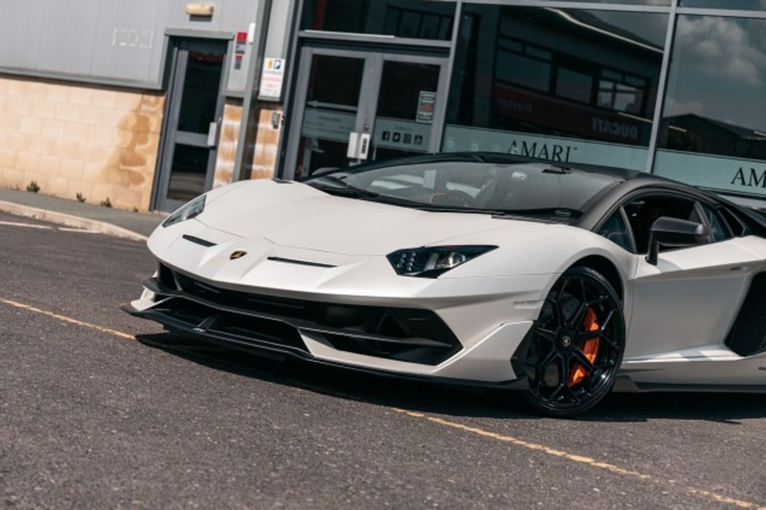 LAMBORGHINI AVENTADOR COUPE 6.5 LP 770-4 SVJ 2DR SEMI AUTOMATIC