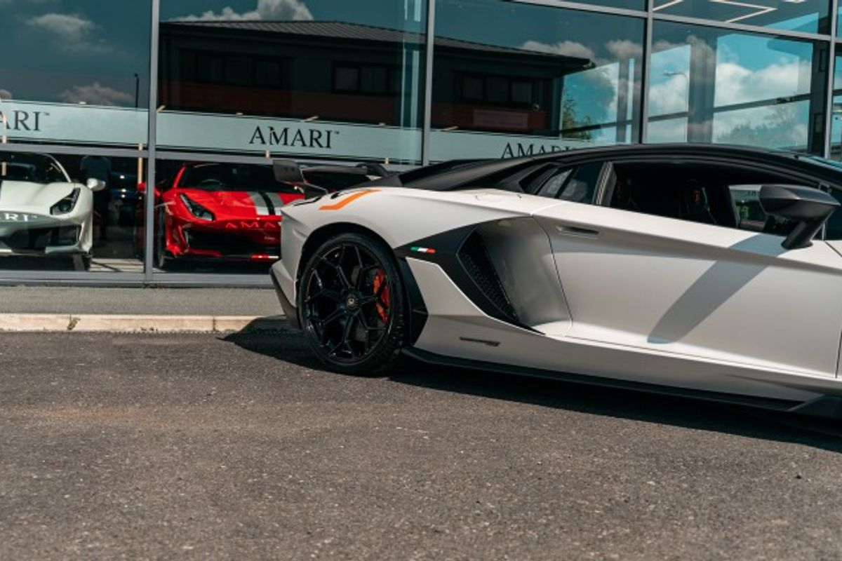 LAMBORGHINI AVENTADOR COUPE 6.5 LP 770-4 SVJ 2DR SEMI AUTOMATIC