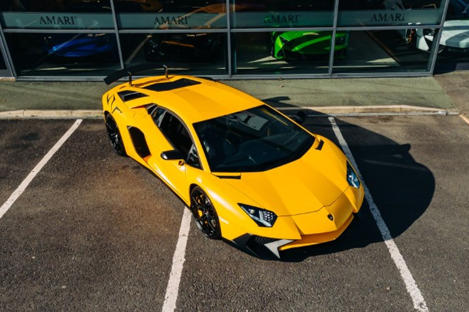 LAMBORGHINI AVENTADOR COUPE 6.5 LP 750-4 SUPERVELOCE 2DR SEMI AUTOMATIC