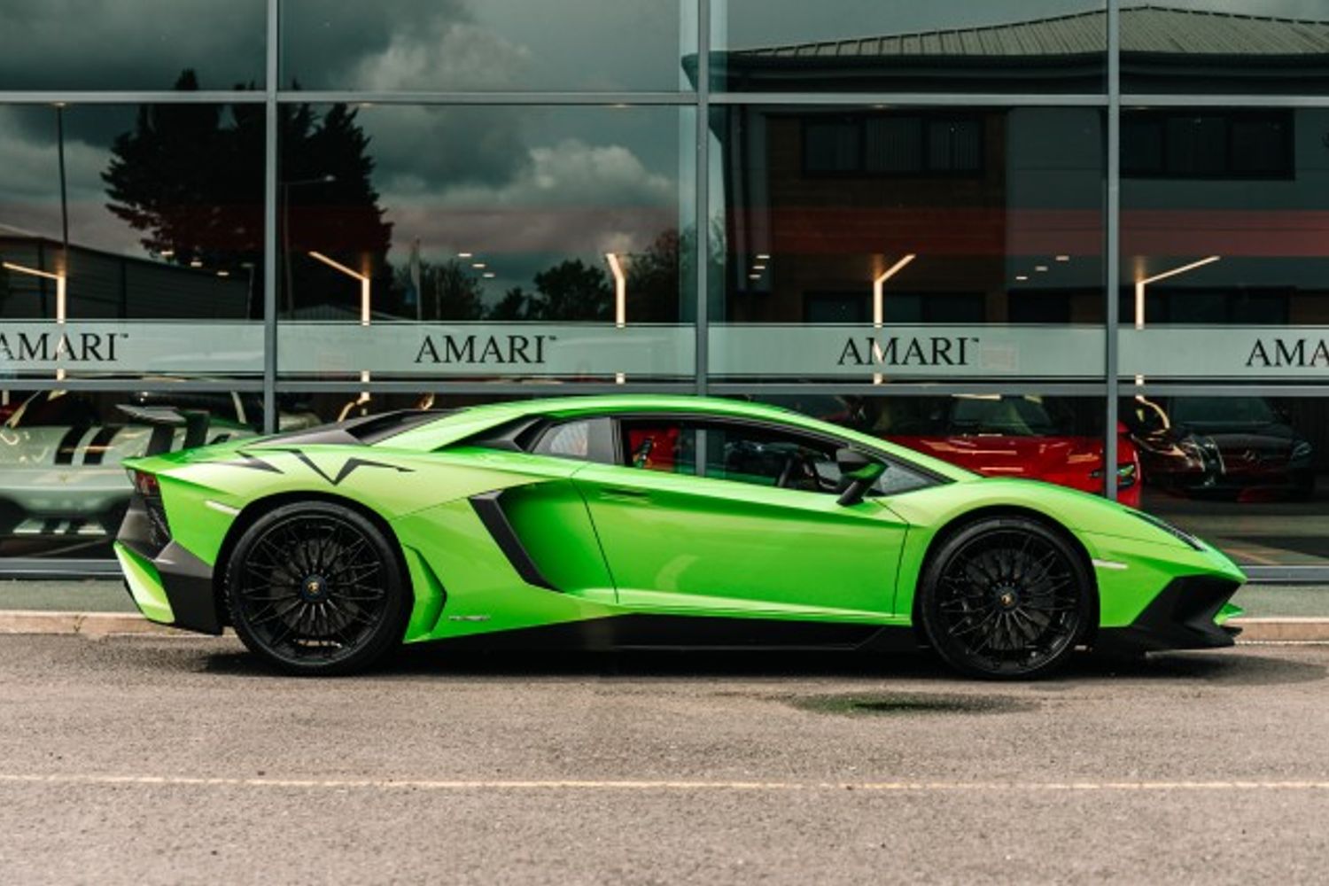 LAMBORGHINI AVENTADOR COUPE 6.5 LP 750-4 SUPERVELOCE 2DR SEMI AUTOMATIC