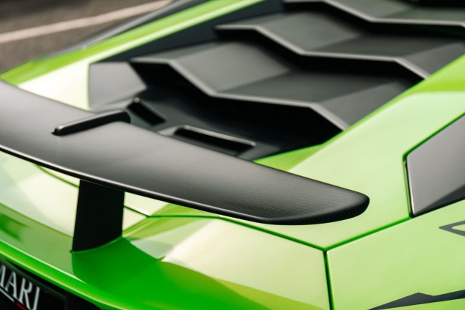 LAMBORGHINI AVENTADOR COUPE 6.5 LP 750-4 SUPERVELOCE 2DR SEMI AUTOMATIC
