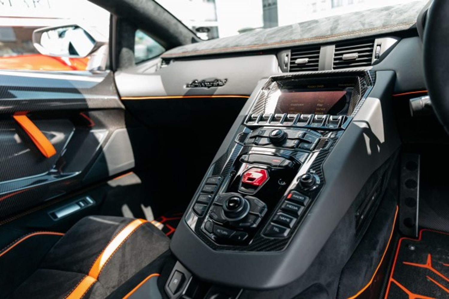 LAMBORGHINI AVENTADOR COUPE 6.5 LP 770-4 SVJ 2DR SEMI AUTOMATIC