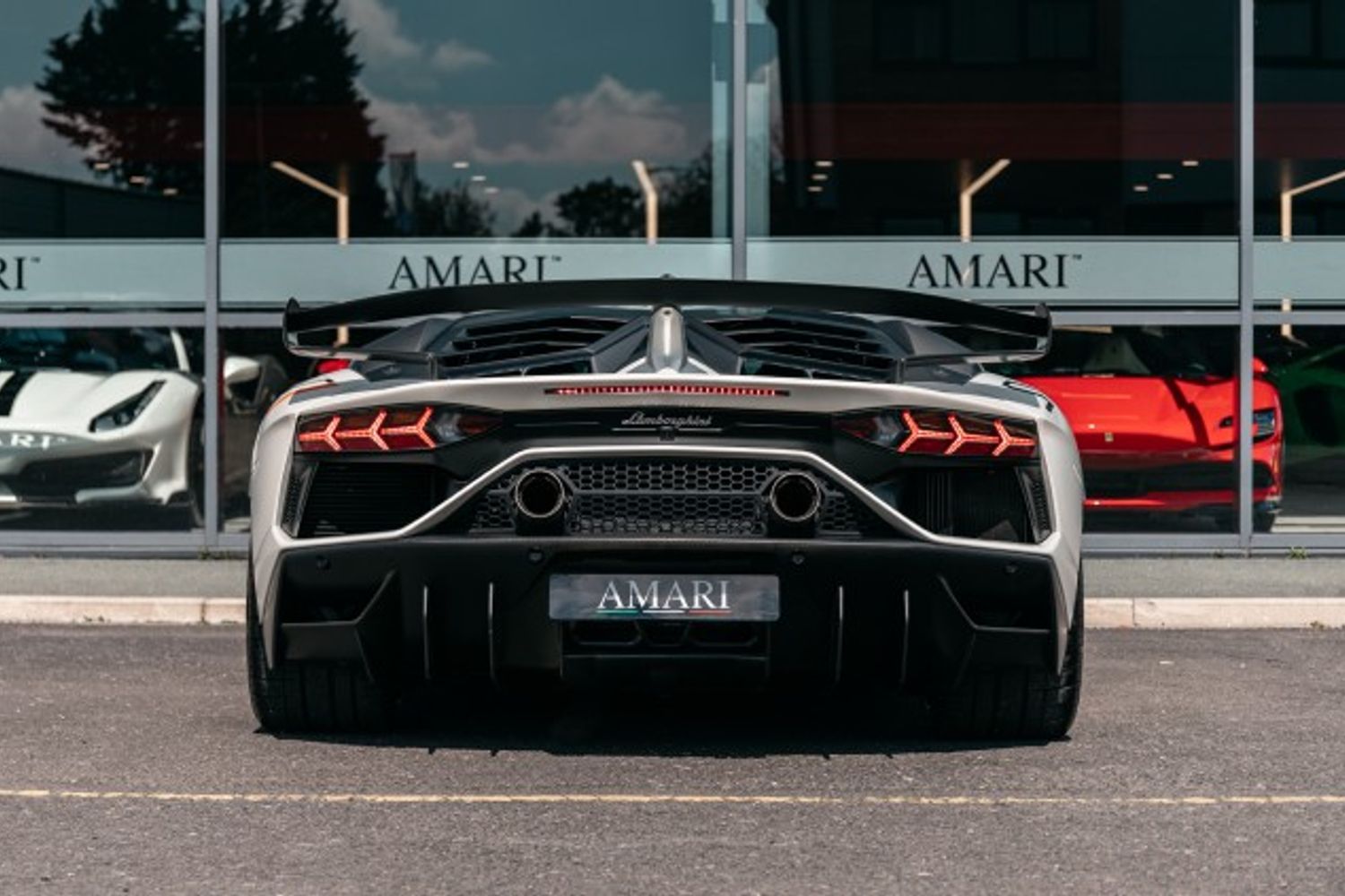 LAMBORGHINI AVENTADOR COUPE 6.5 LP 770-4 SVJ 2DR SEMI AUTOMATIC