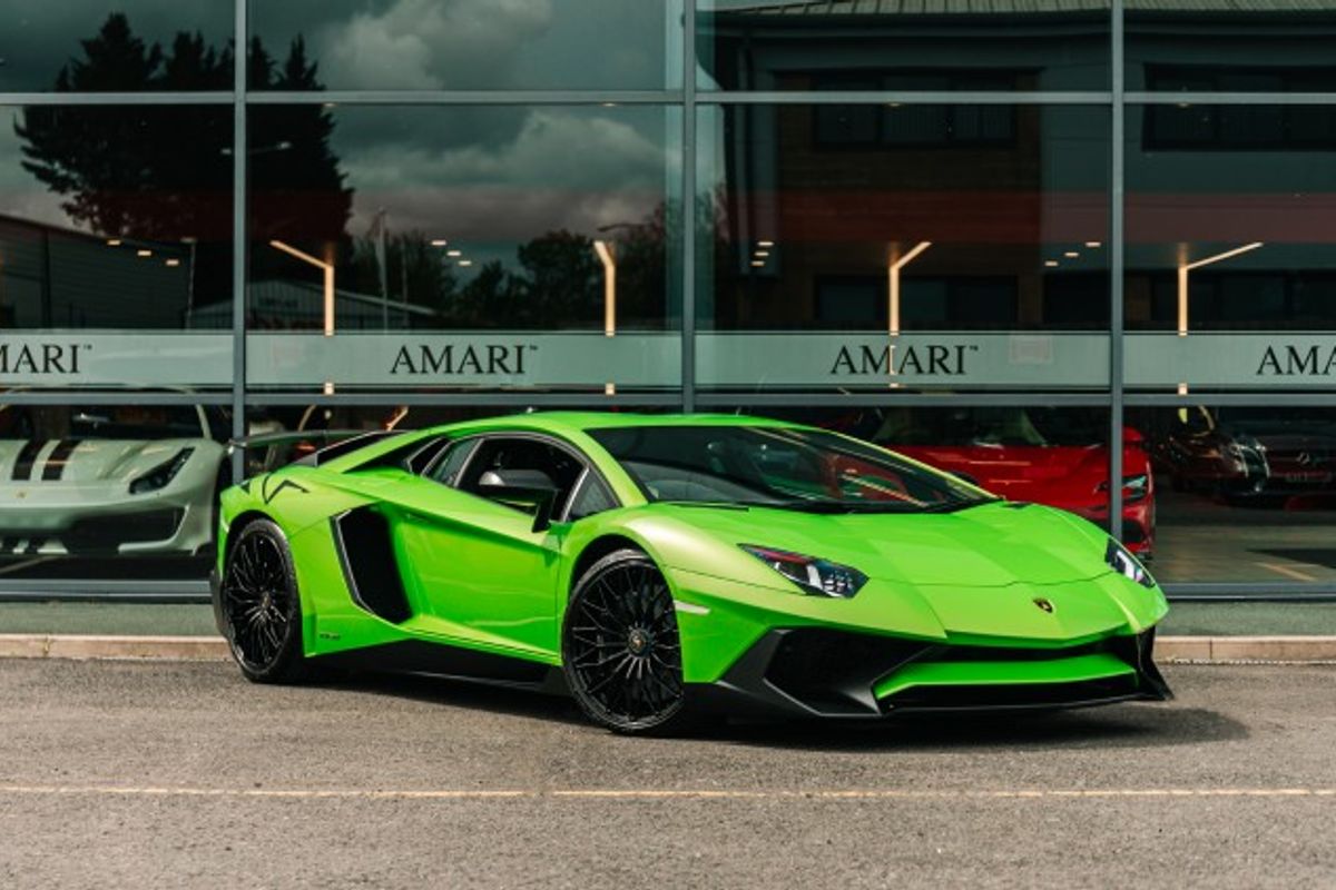 LAMBORGHINI AVENTADOR COUPE 6.5 LP 750-4 SUPERVELOCE 2DR SEMI AUTOMATIC