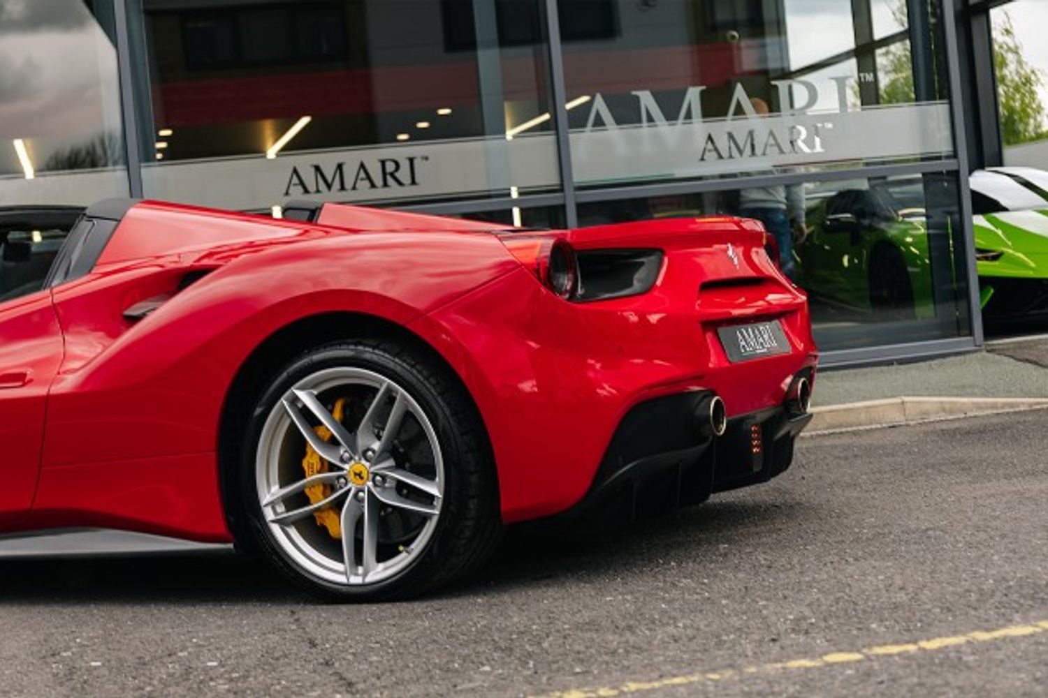 FERRARI 488 CONVERTIBLE 3.9 SPIDER 2DR SEMI AUTOMATIC