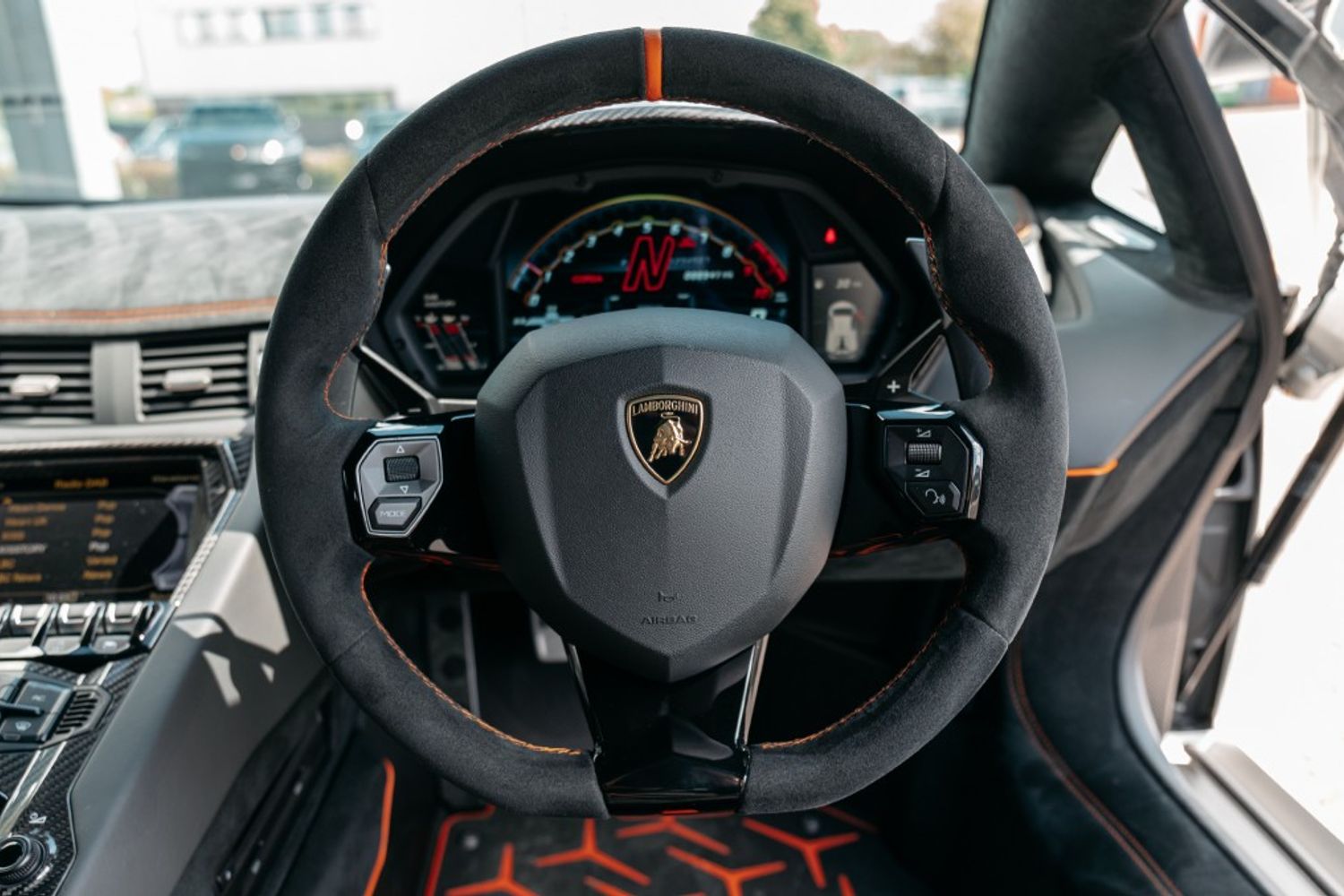 LAMBORGHINI AVENTADOR COUPE 6.5 LP 770-4 SVJ 2DR SEMI AUTOMATIC