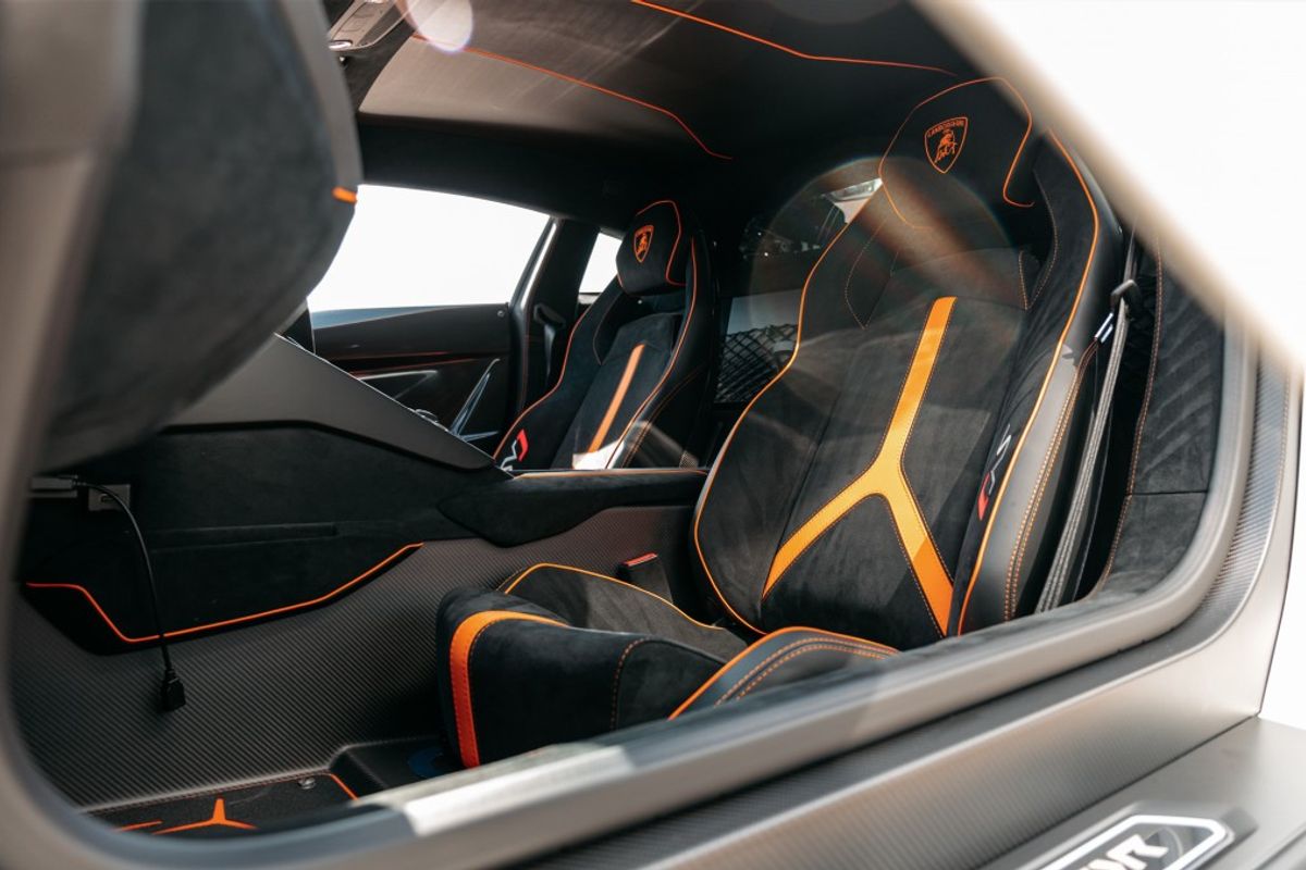 LAMBORGHINI AVENTADOR COUPE 6.5 LP 770-4 SVJ 2DR SEMI AUTOMATIC