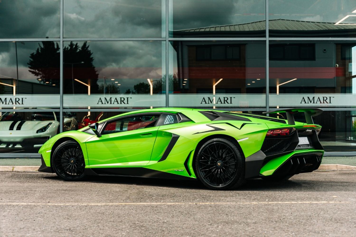 LAMBORGHINI AVENTADOR COUPE 6.5 LP 750-4 SUPERVELOCE 2DR SEMI AUTOMATIC