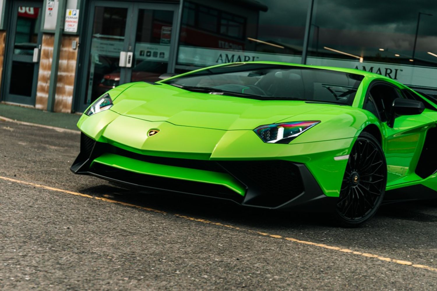 LAMBORGHINI AVENTADOR COUPE 6.5 LP 750-4 SUPERVELOCE 2DR SEMI AUTOMATIC