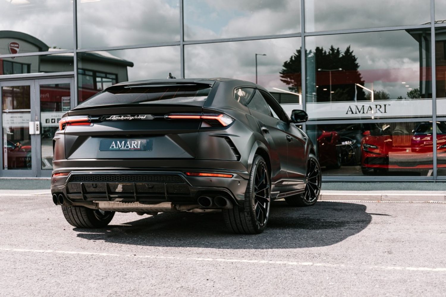 LAMBORGHINI URUS V8 ESTATE 4.0 V8 5DR AUTOMATIC