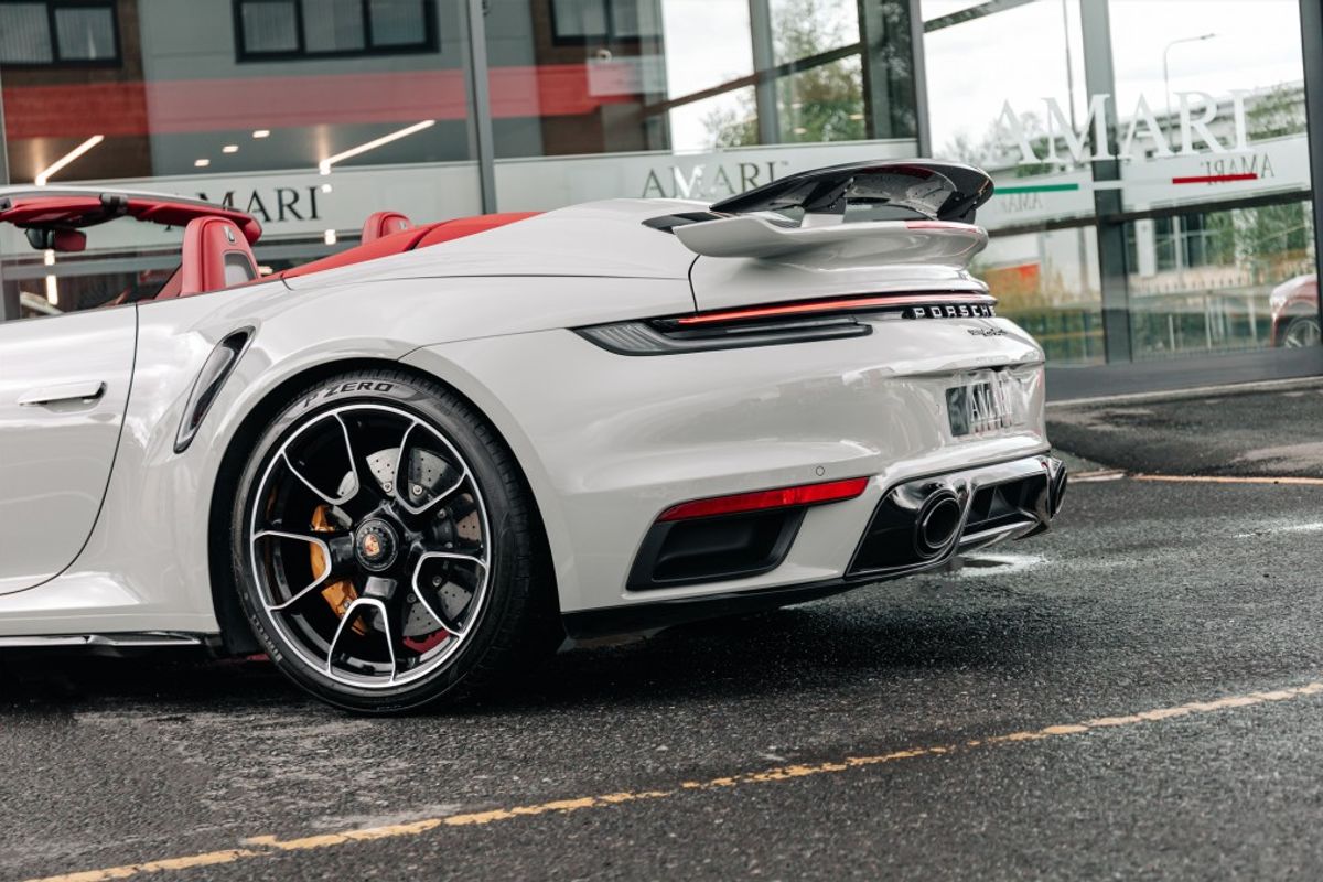 Porsche 911 992 Turbo S PDK