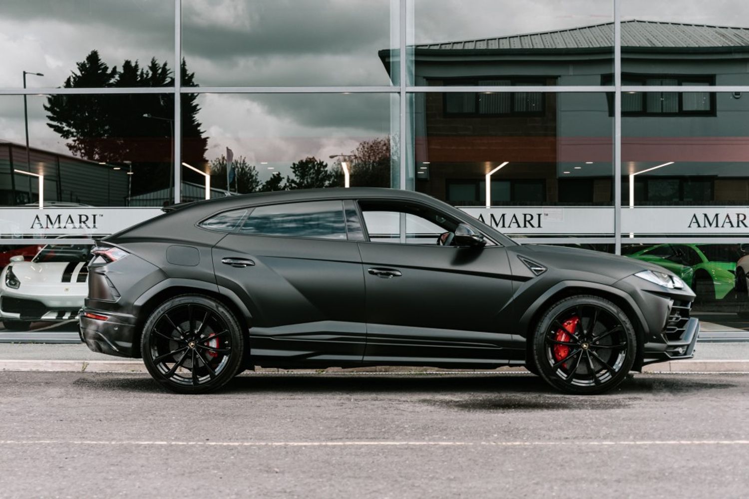 LAMBORGHINI URUS V8 ESTATE 4.0 V8 5DR AUTOMATIC