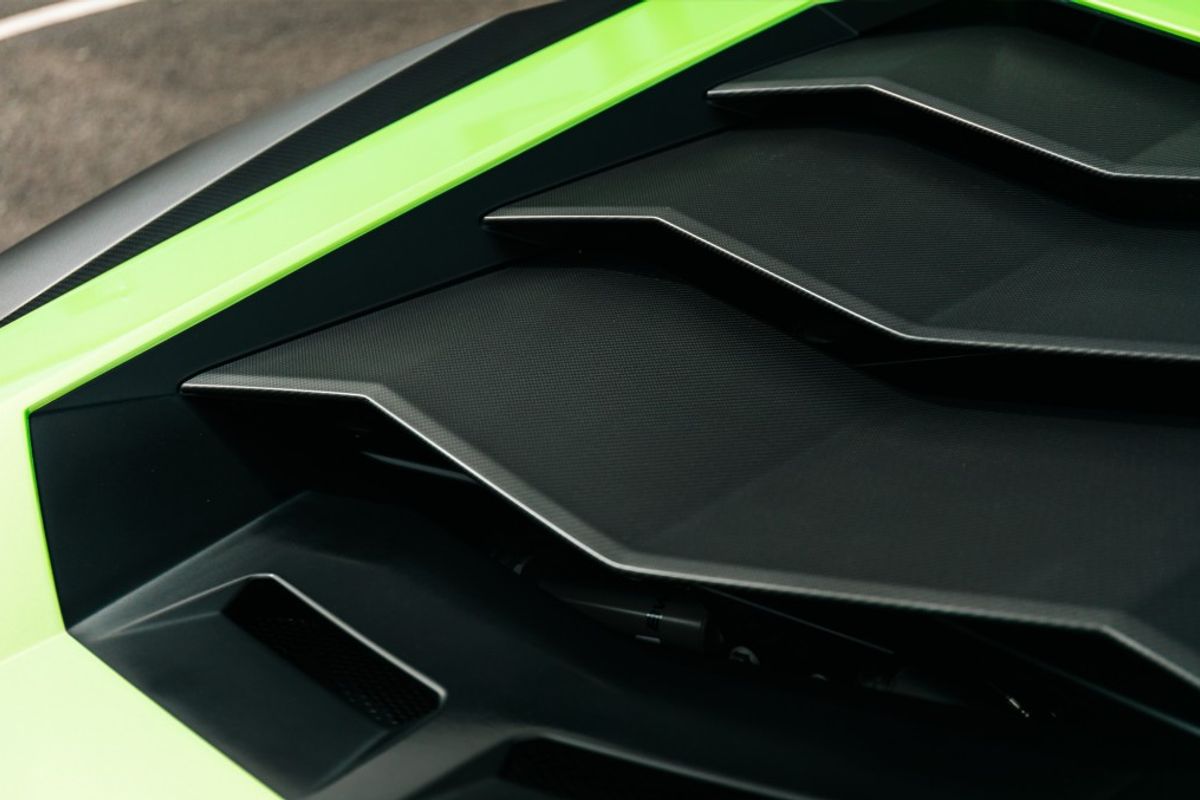 LAMBORGHINI AVENTADOR COUPE 6.5 LP 750-4 SUPERVELOCE 2DR SEMI AUTOMATIC
