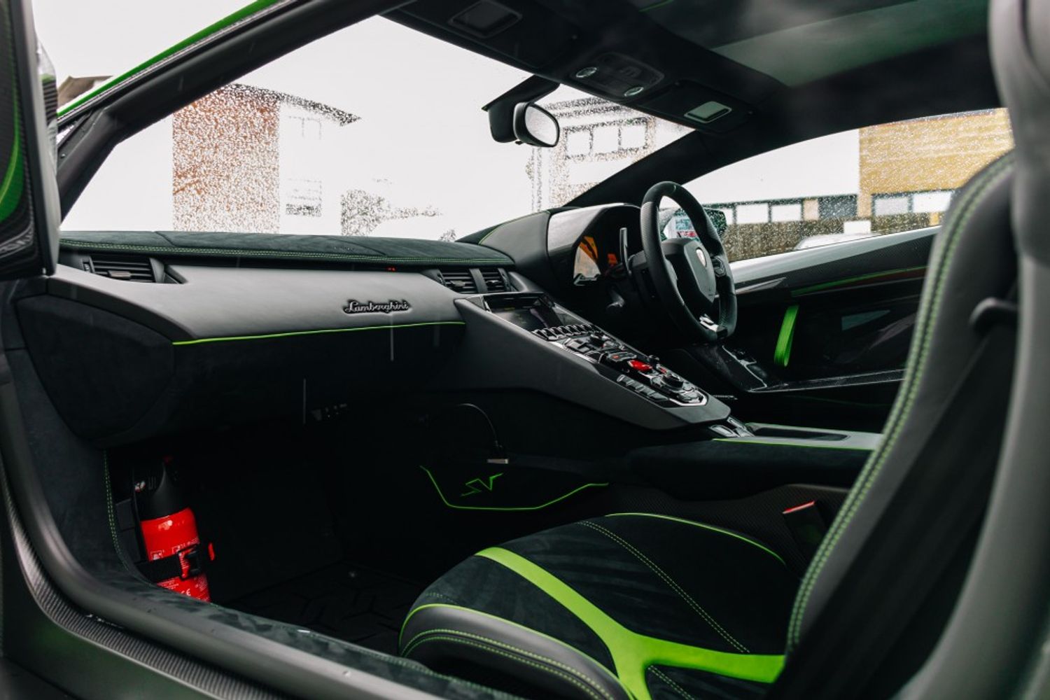 LAMBORGHINI AVENTADOR COUPE 6.5 LP 750-4 SUPERVELOCE 2DR SEMI AUTOMATIC