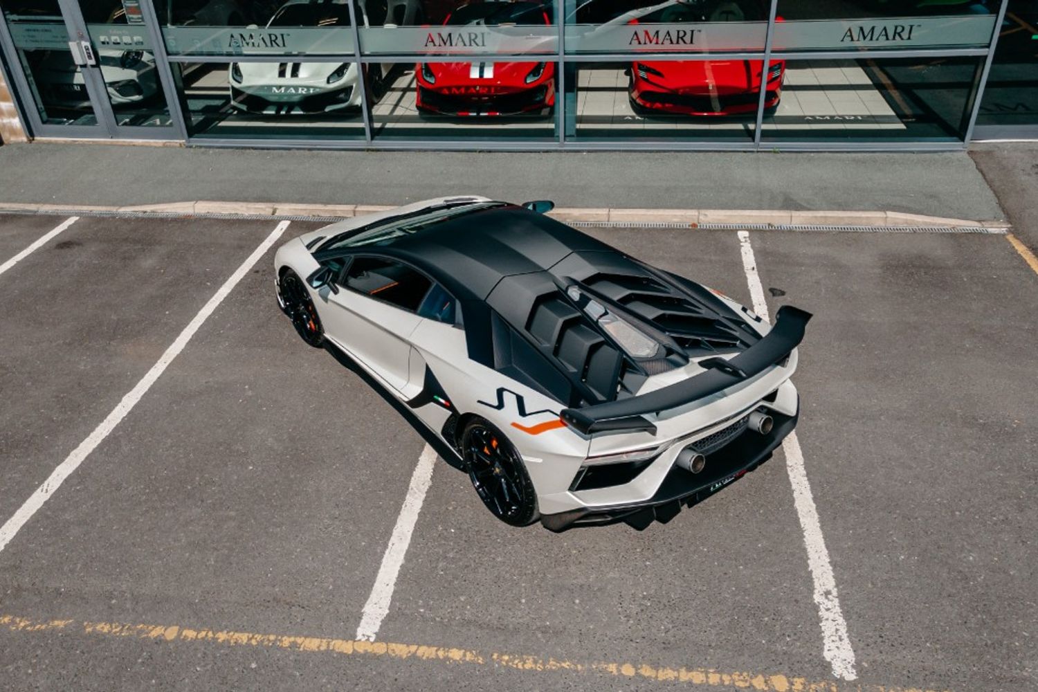 LAMBORGHINI AVENTADOR COUPE 6.5 LP 770-4 SVJ 2DR SEMI AUTOMATIC