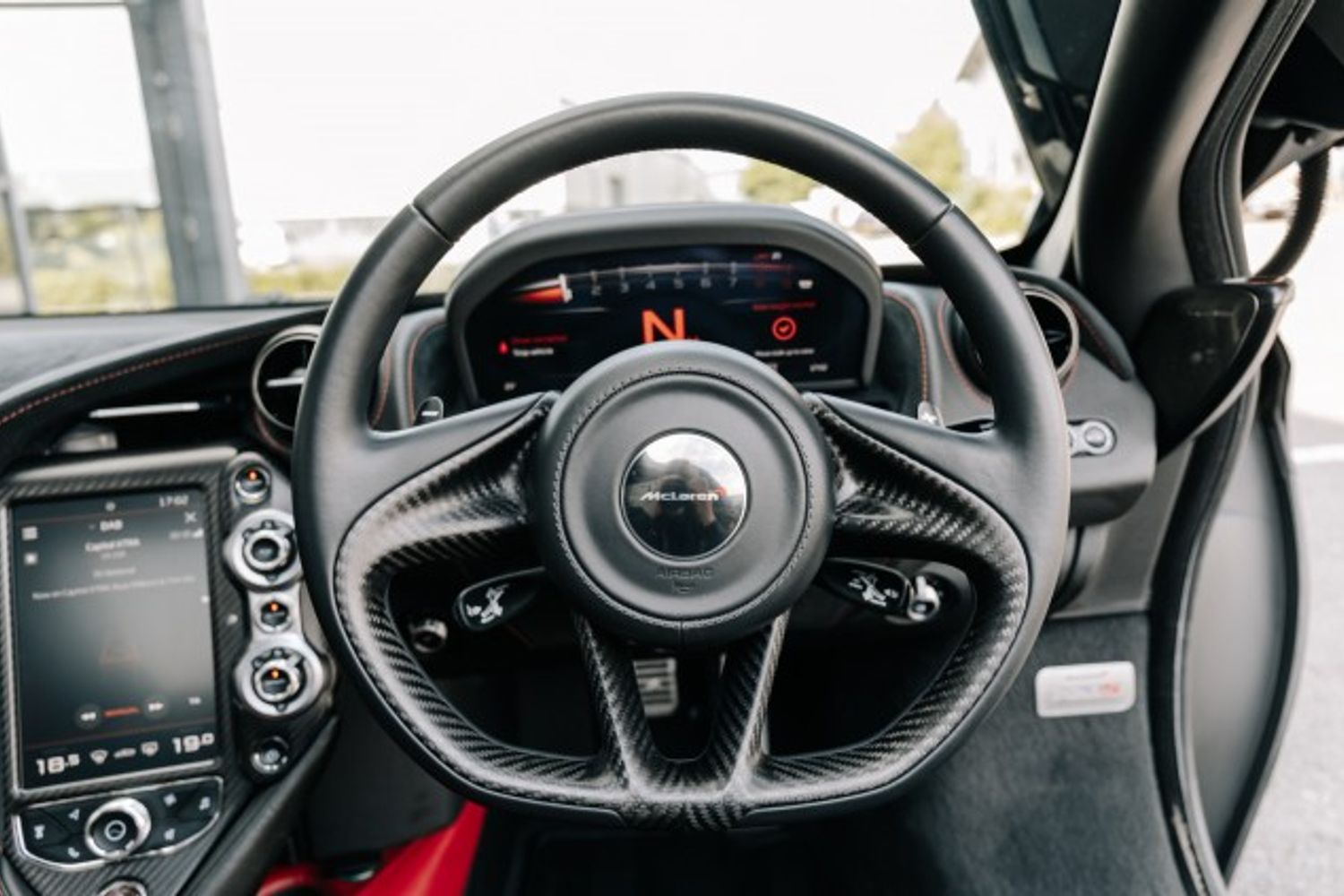 MCLAREN 720S V8 SSG COUPE 4.0 V8 SSG 2DR SEMI AUTOMATIC