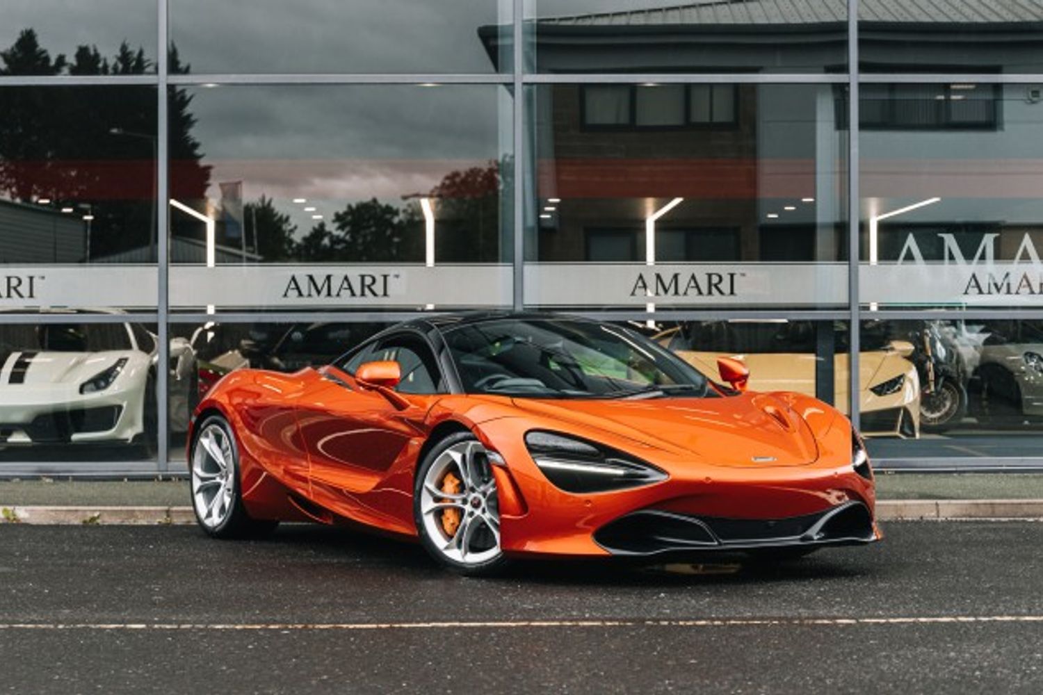 MCLAREN 720 COUPE 4.0 V8 SSG 2DR SEMI AUTOMATIC