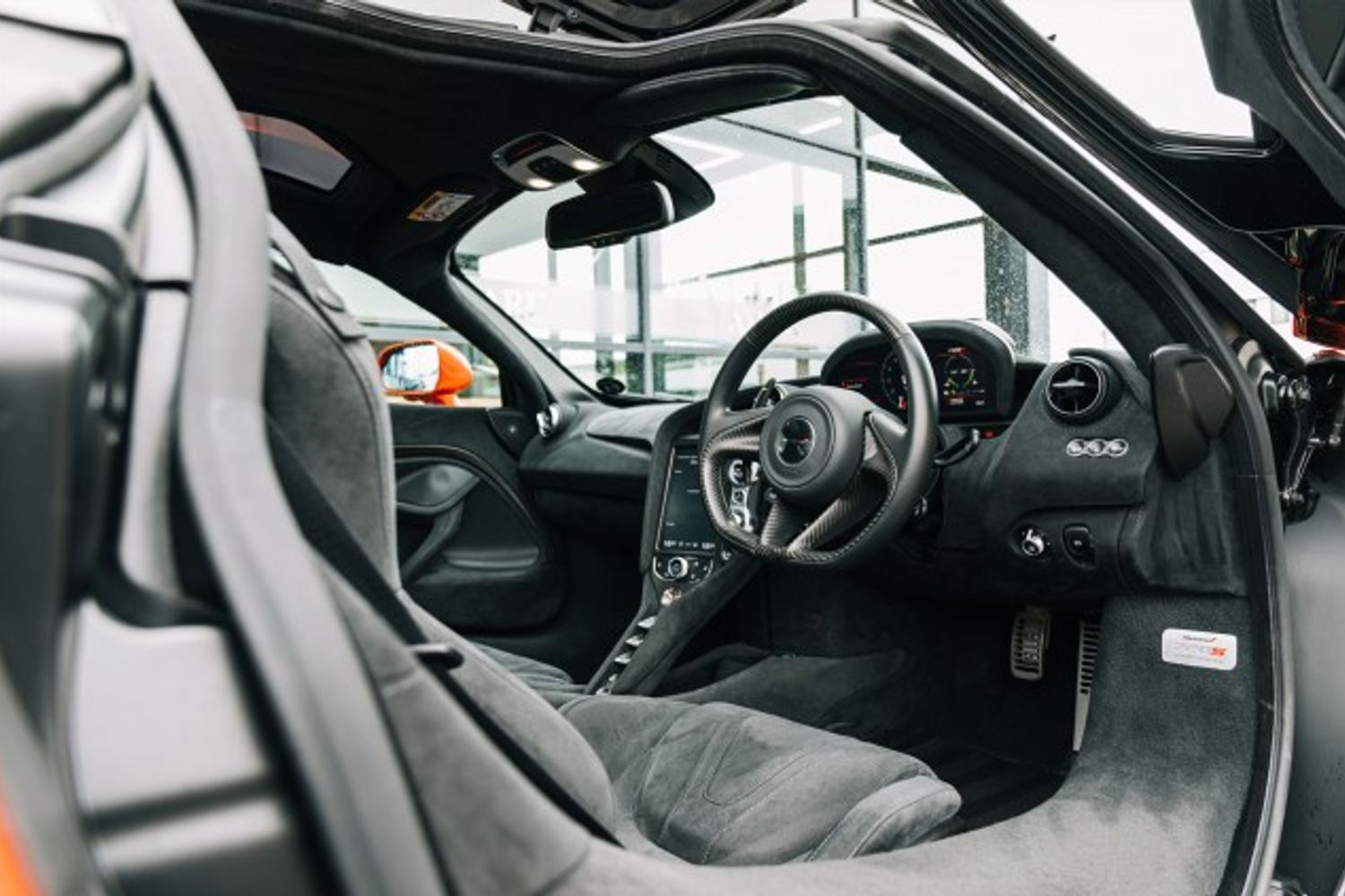 MCLAREN 720 COUPE 4.0 V8 SSG 2DR SEMI AUTOMATIC