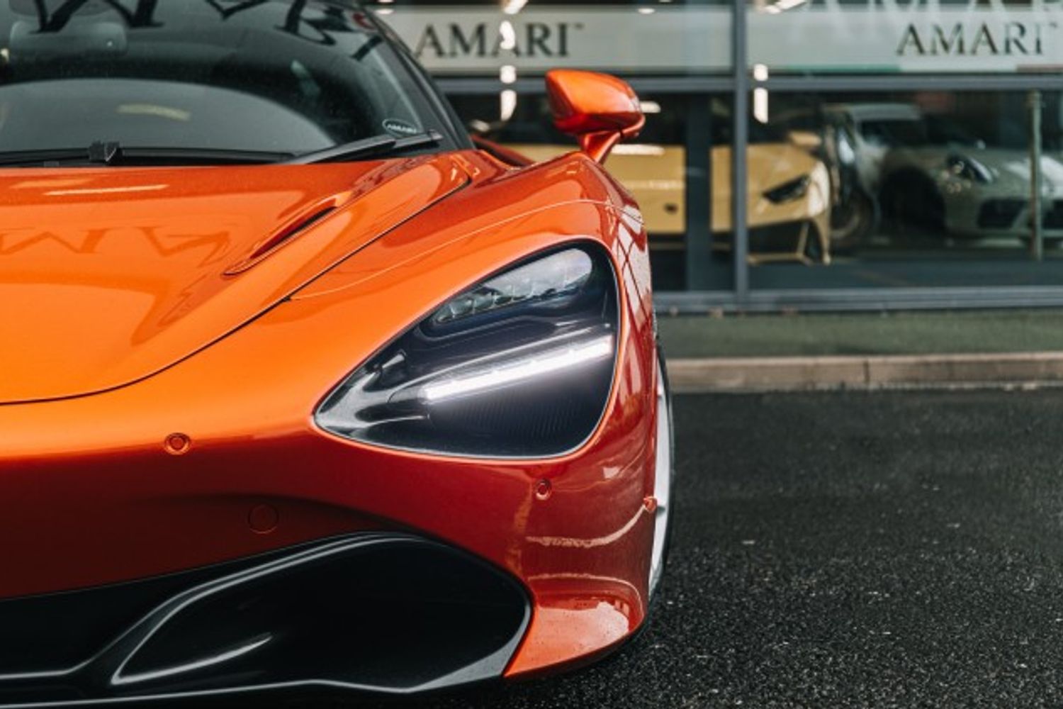 MCLAREN 720 COUPE 4.0 V8 SSG 2DR SEMI AUTOMATIC