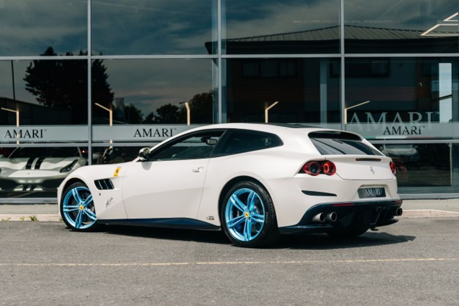 FERRARI GTC4 LUSSO HATCHBACK 6.3 V12 3DR SEMI AUTOMATIC