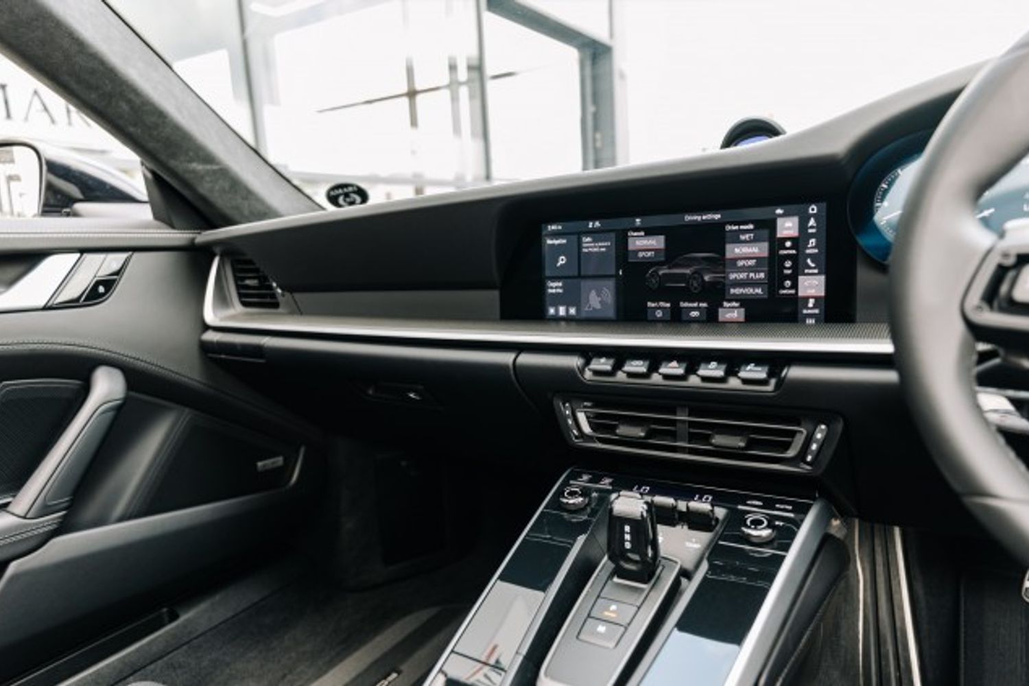 PORSCHE 911 COUPE 3.7 TURBO S PDK 2DR SEMI AUTOMATIC