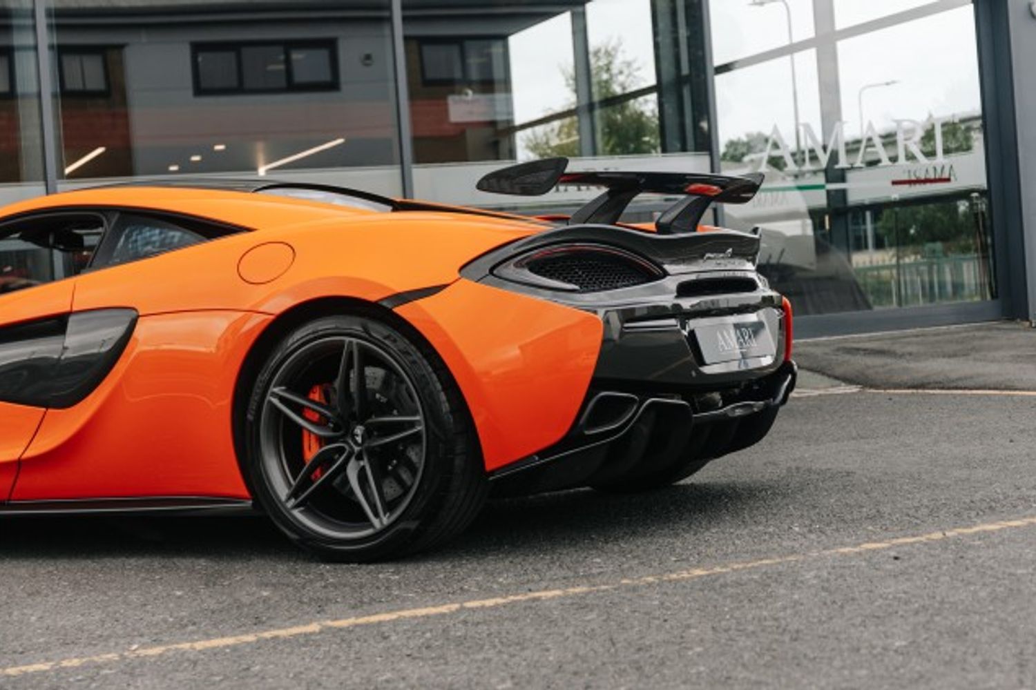 MCLAREN 570 COUPE 3.8 V8 SSG 2DR SEMI AUTOMATIC