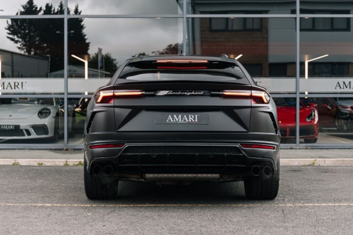 LAMBORGHINI URUS ESTATE 4.0 V8 5DR AUTOMATIC