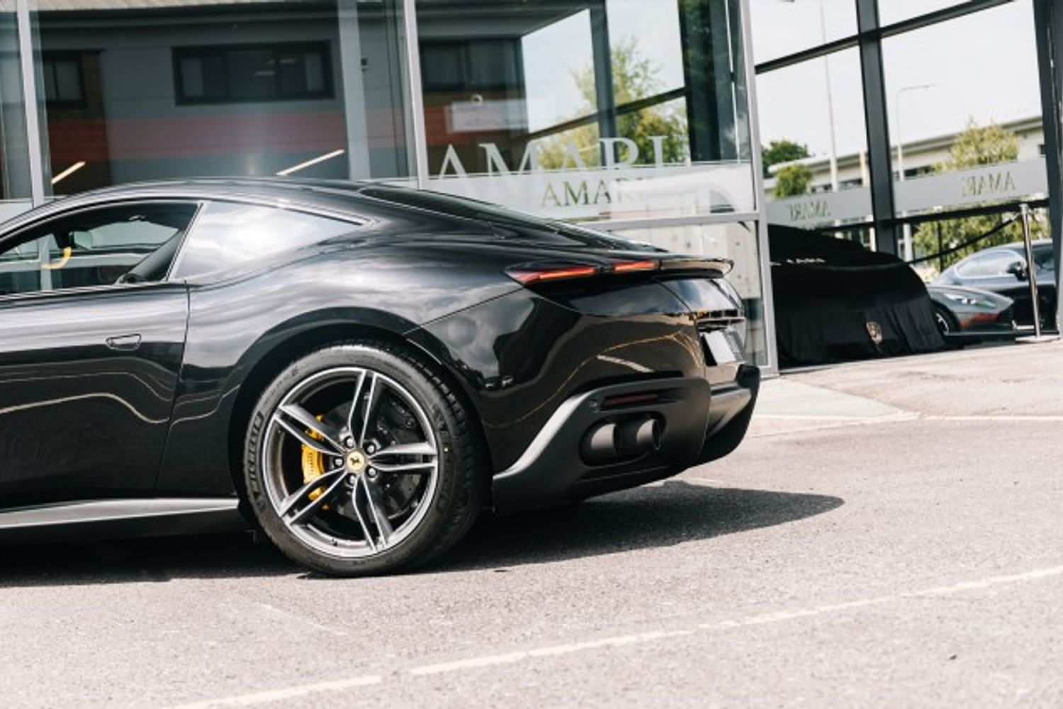 FERRARI ROMA BASE COUPE 3.9 BASE 2DR SEMI AUTOMATIC