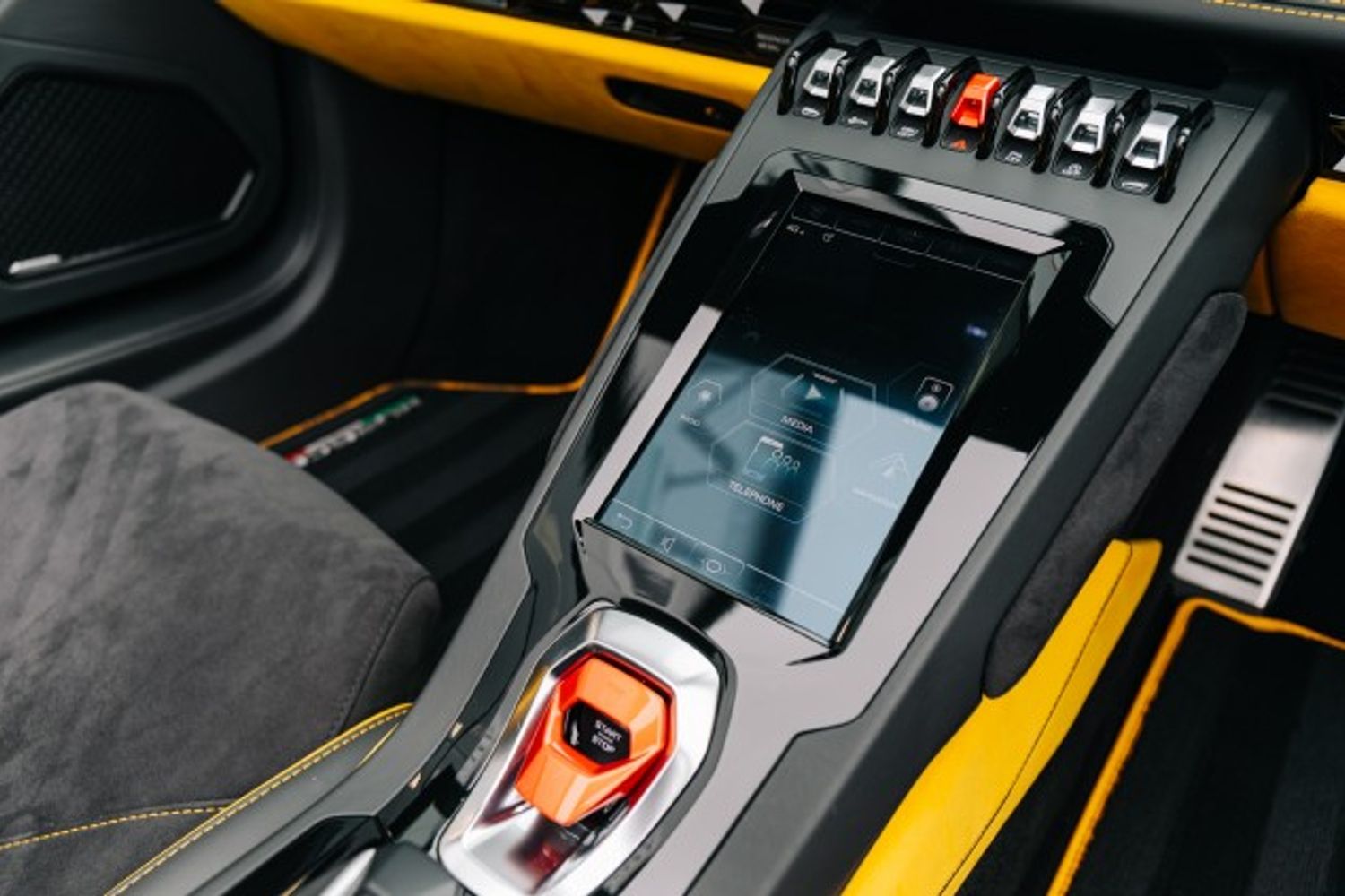 Lamborghini Huracan Spyder Evo LP640-4 5.2