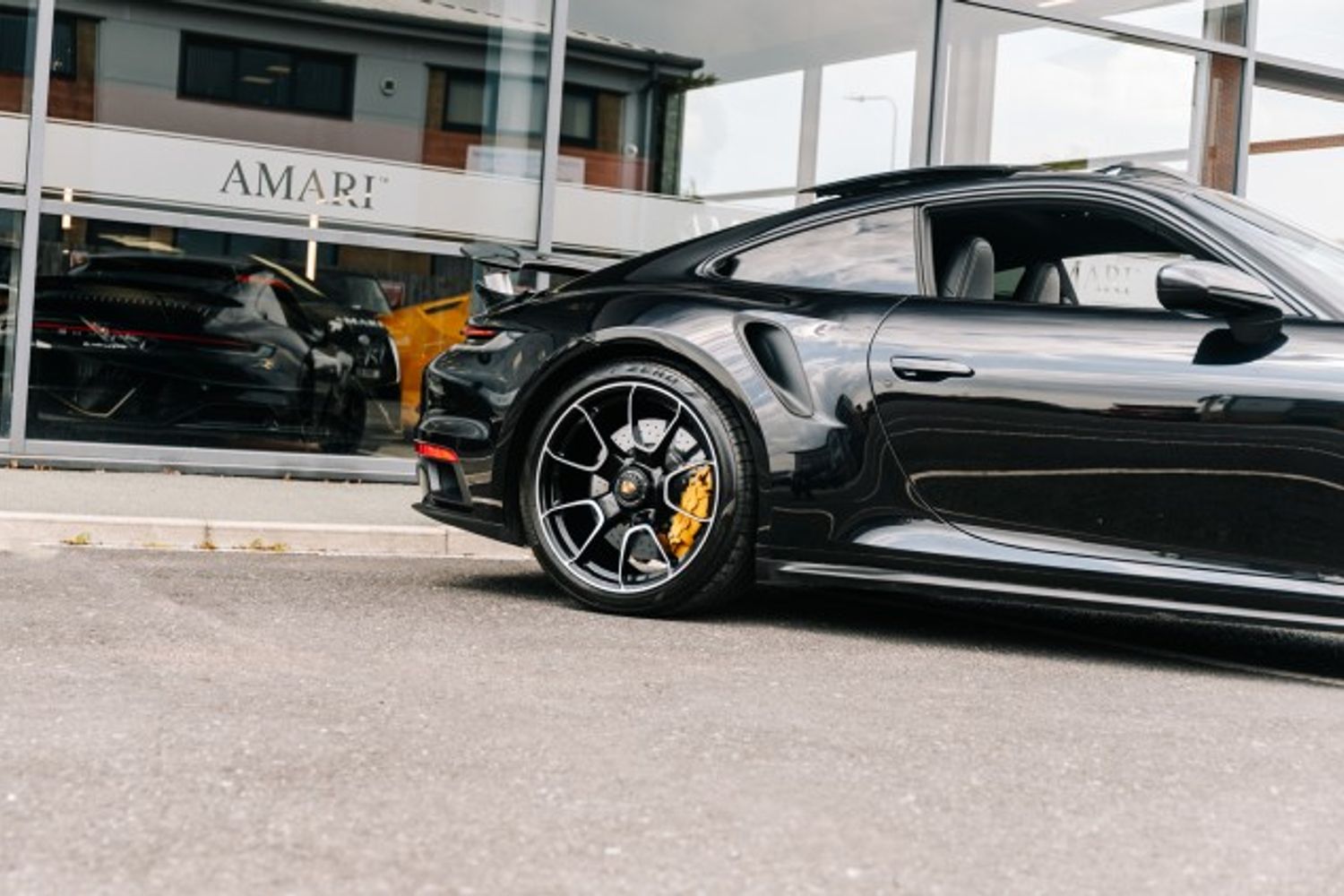 PORSCHE 911 COUPE 3.7 TURBO S PDK 2DR SEMI AUTOMATIC