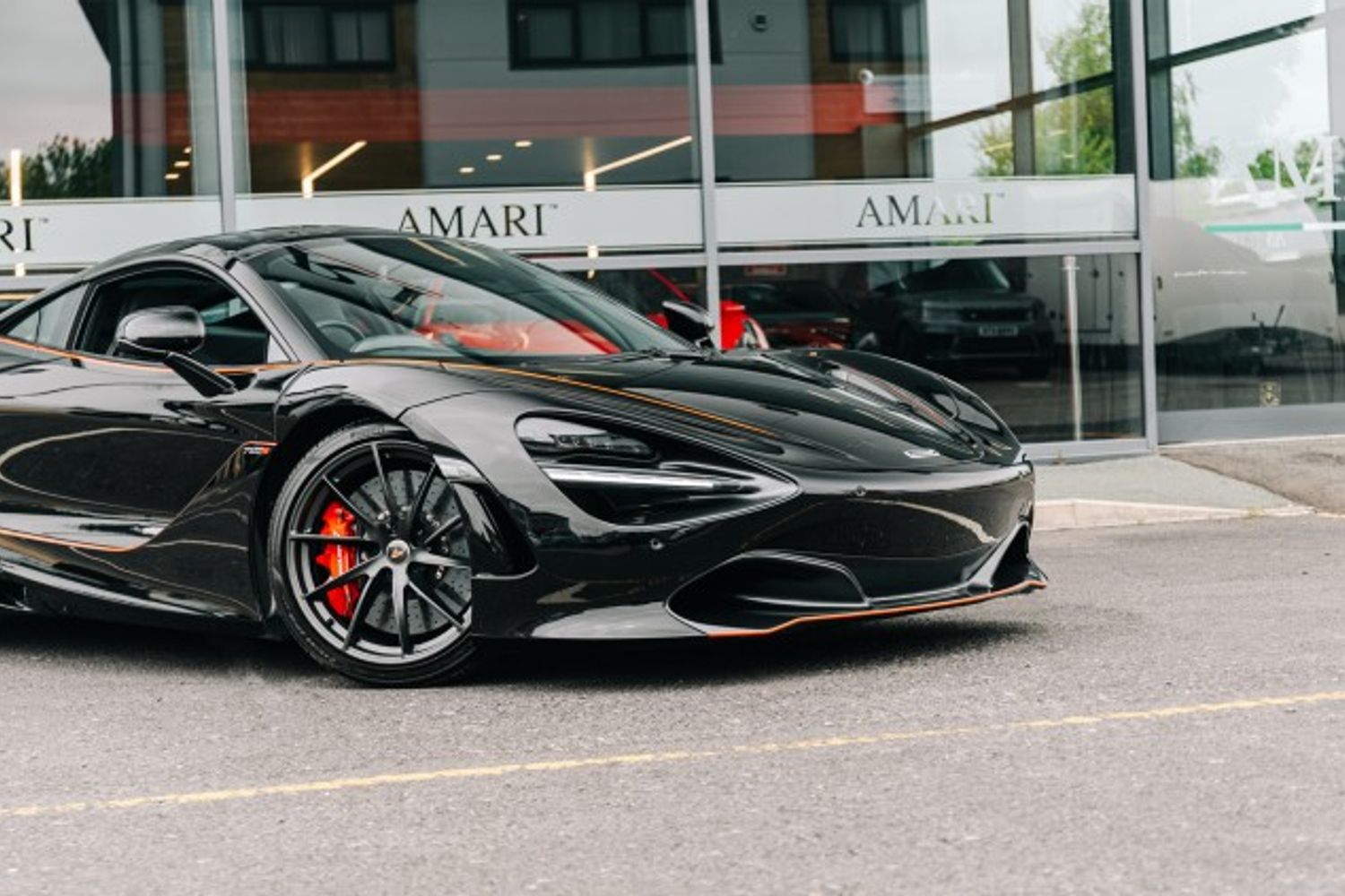 MCLAREN 720 COUPE 4.0 V8 SSG 2DR SEMI AUTOMATIC