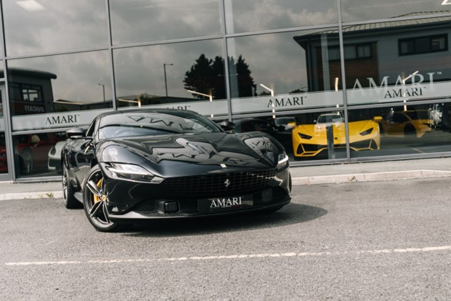 FERRARI ROMA BASE COUPE 3.9 BASE 2DR SEMI AUTOMATIC