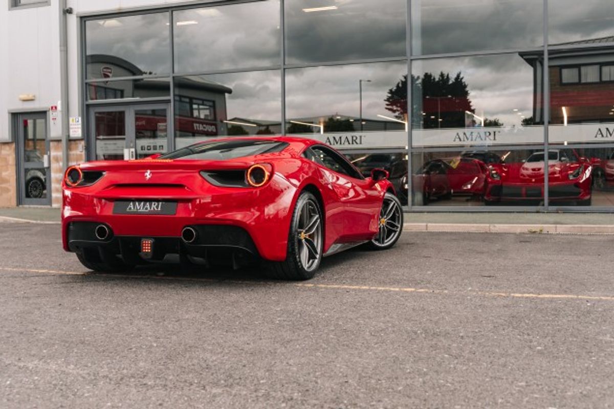 FERRARI 488 GTB COUPE 3.9 GTB 2DR SEMI AUTOMATIC