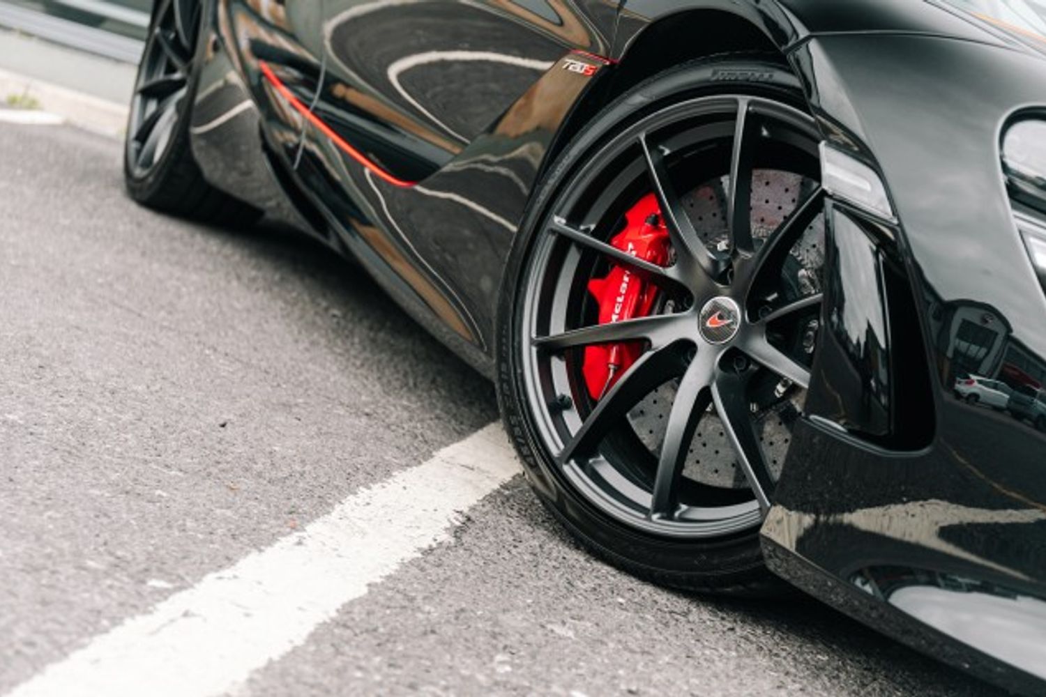 MCLAREN 720 COUPE 4.0 V8 SSG 2DR SEMI AUTOMATIC