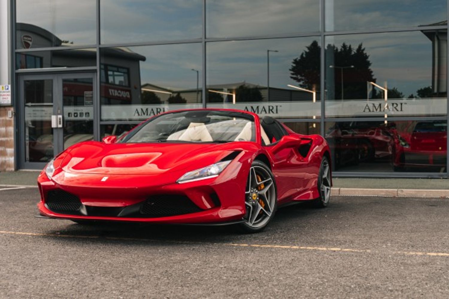 FERRARI F8 SPIDER CONVERTIBLE 3.9 SPIDER 2DR SEMI AUTOMATIC