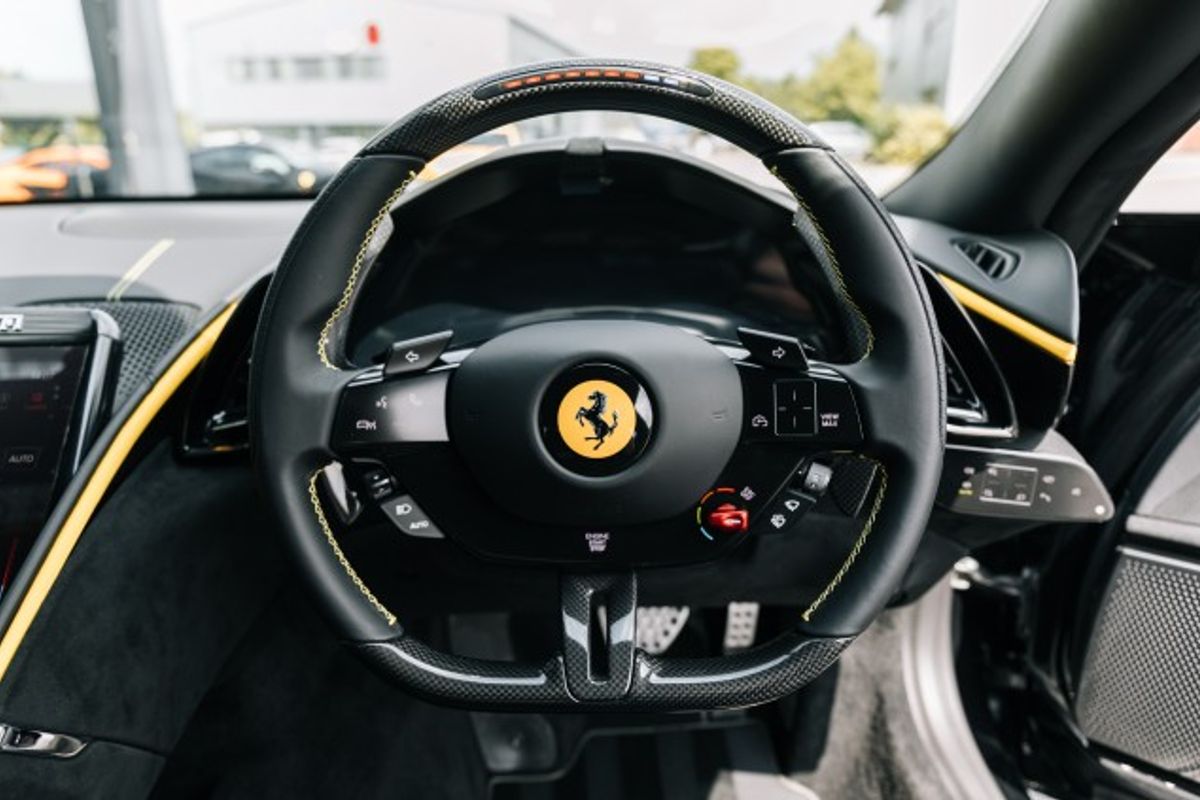 FERRARI ROMA BASE COUPE 3.9 BASE 2DR SEMI AUTOMATIC