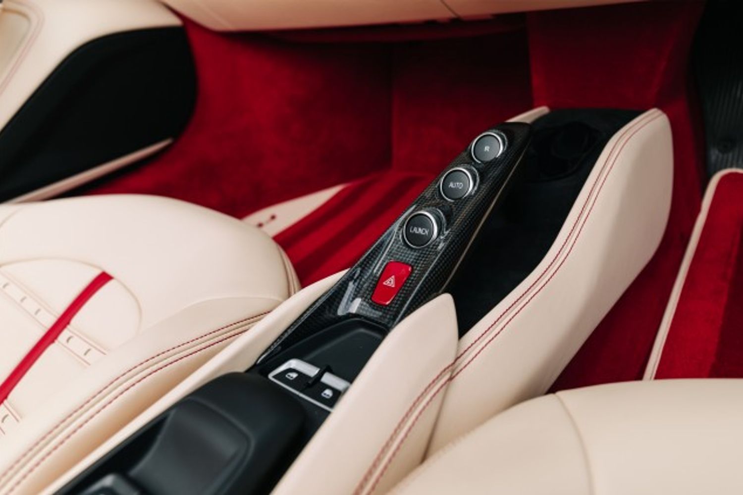 FERRARI F8 SPIDER CONVERTIBLE 3.9 SPIDER 2DR SEMI AUTOMATIC