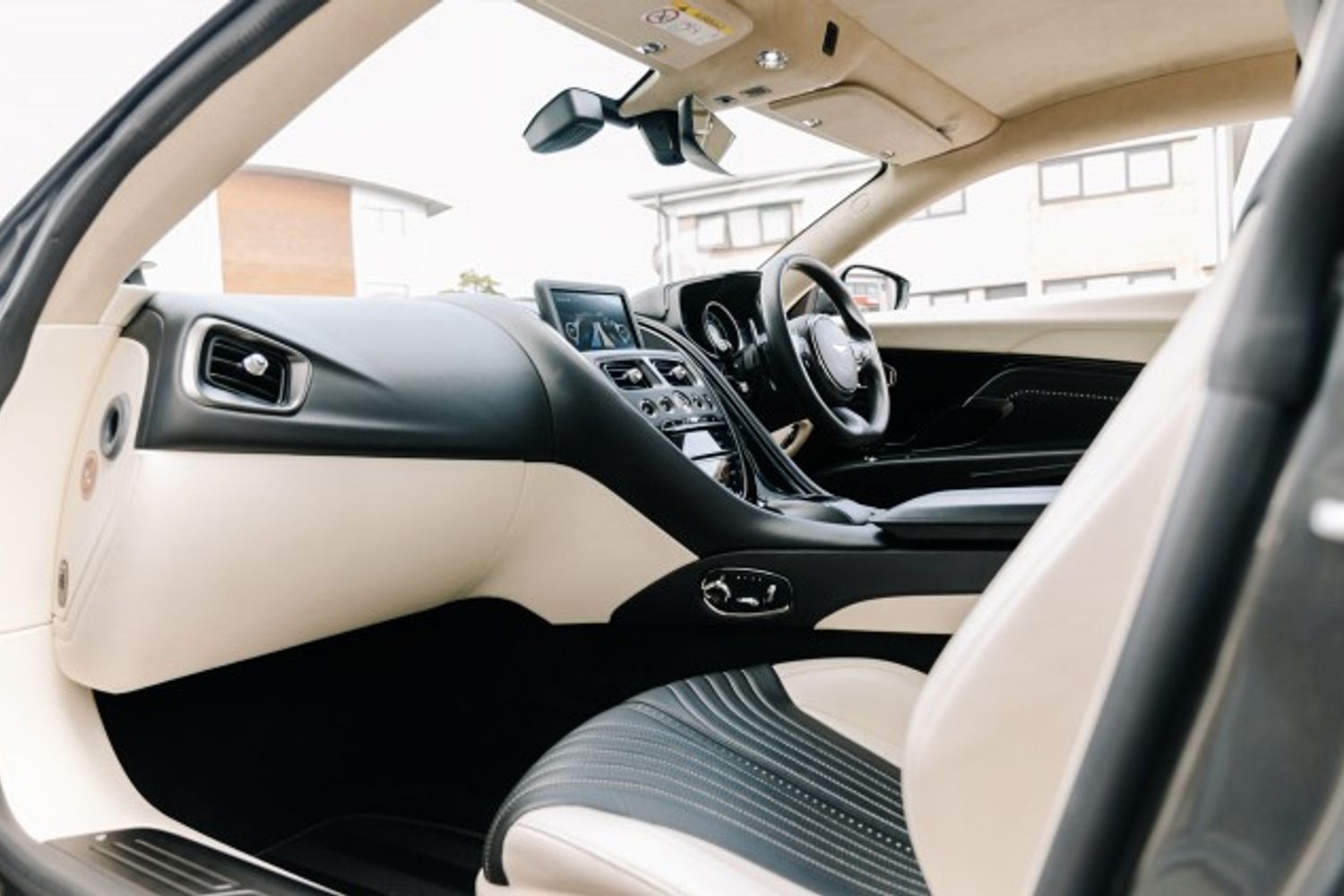ASTON MARTIN DB11 COUPE 5.2 V12 2DR AUTOMATIC