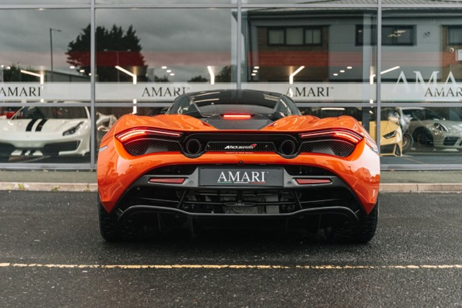 MCLAREN 720 COUPE 4.0 V8 SSG 2DR SEMI AUTOMATIC