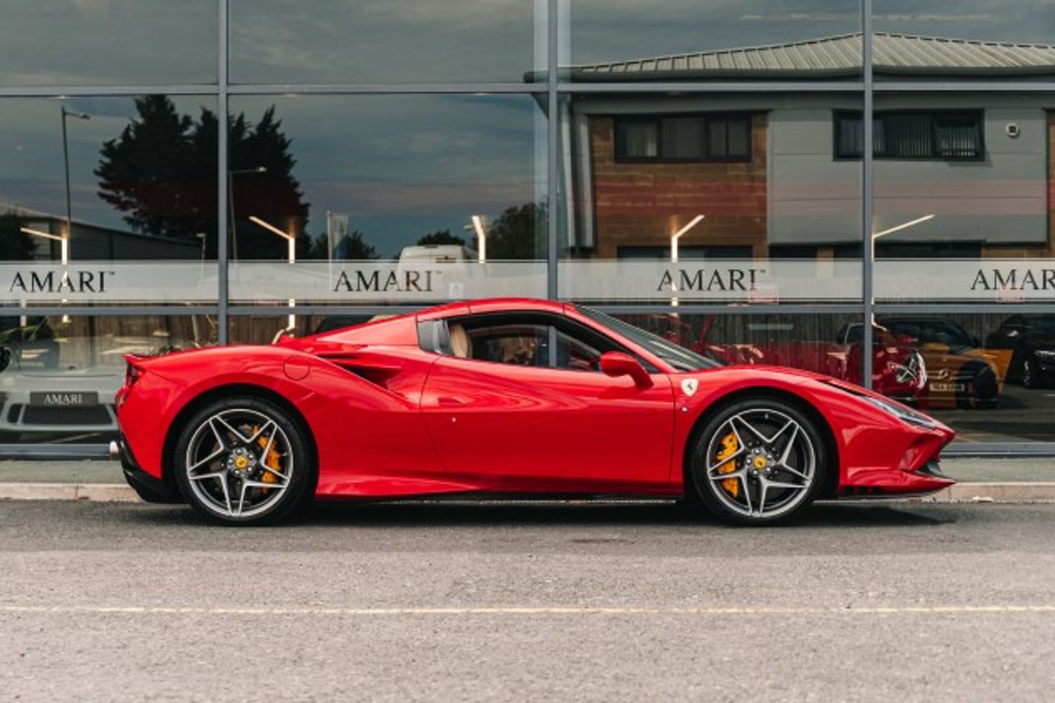 FERRARI F8 SPIDER CONVERTIBLE 3.9 SPIDER 2DR SEMI AUTOMATIC
