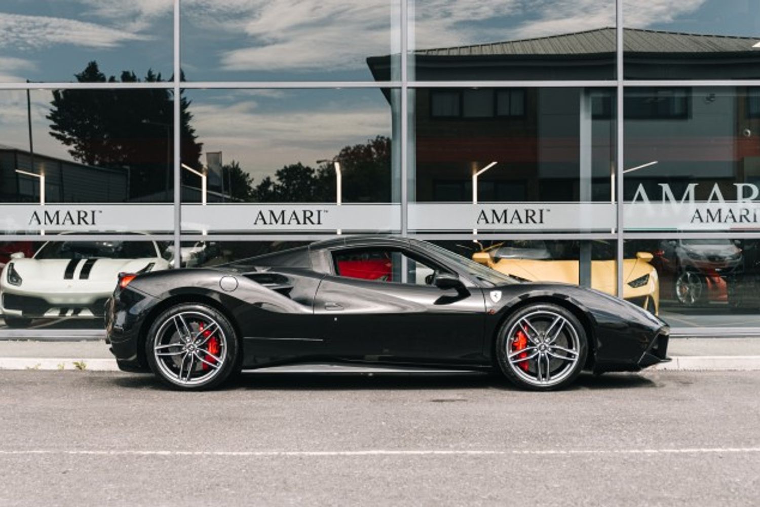 FERRARI 488 CONVERTIBLE 3.9 SPIDER 2DR SEMI AUTOMATIC
